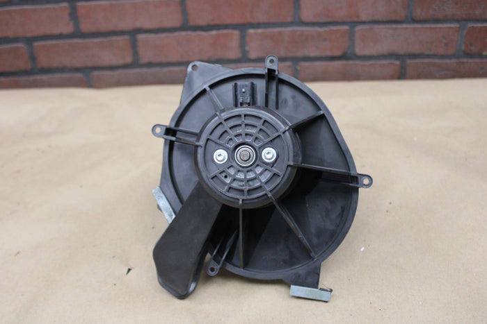 05-07 DODGE CHARGER MAGNUM 300C SRT8 HVAC BLOWER MOTOR ASSEMBLY OEM 05061091AB