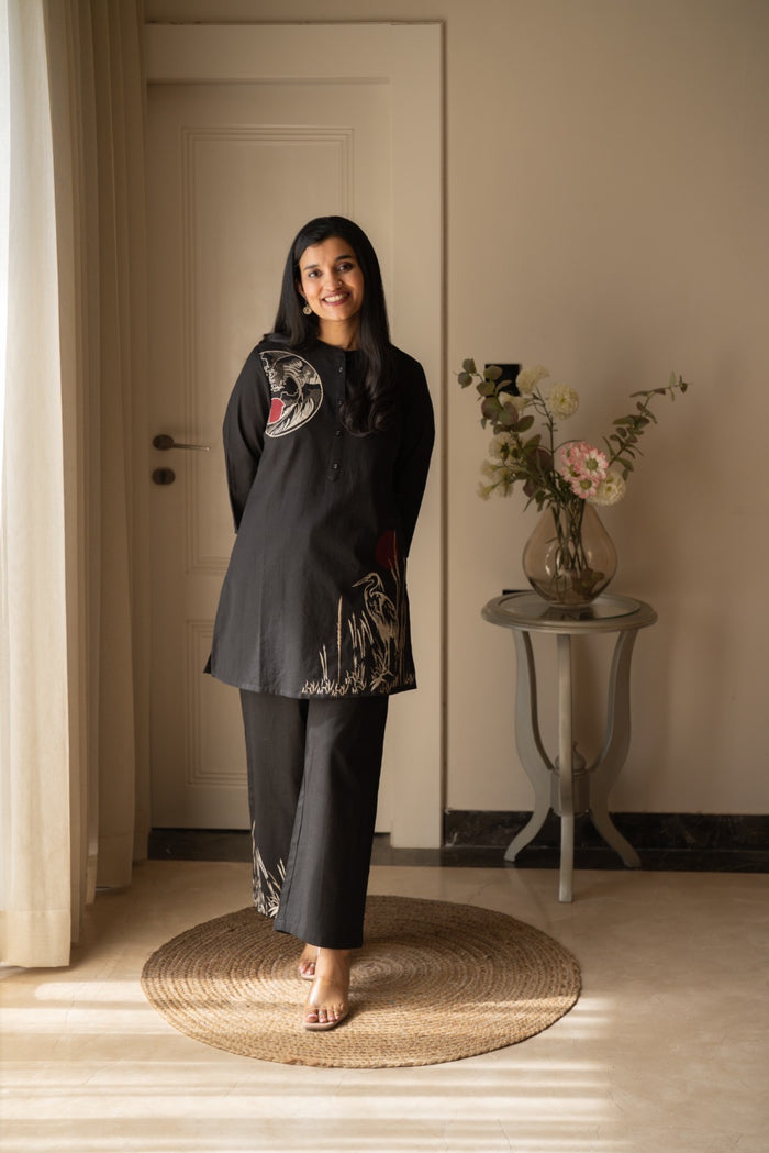 Aarya Elegant Slub Coord Set- Black