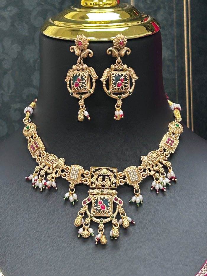 Antique finish necklace set