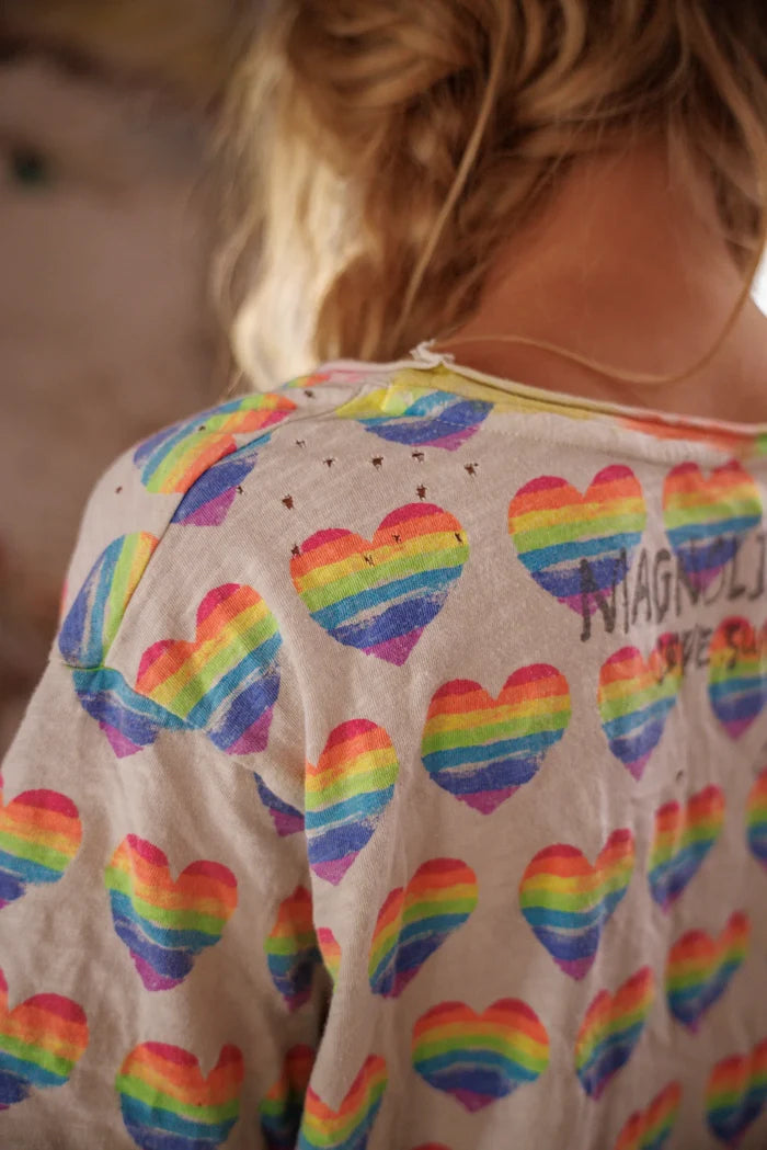 Lovebows Tee