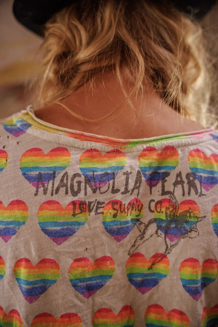 Lovebows Tee