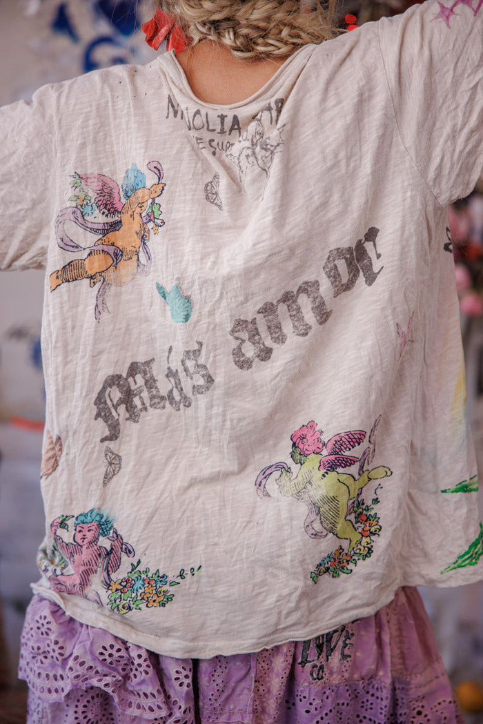 Magic Magnolias Tee