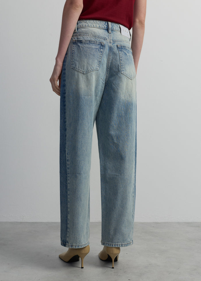 MID-RISE BARREL JEANS