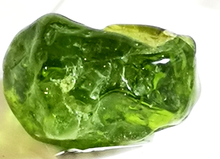 Earthstore® PERIDOT GEM - exquisite, natural green Peridot 8.57g (5 CARAT) Arizona
