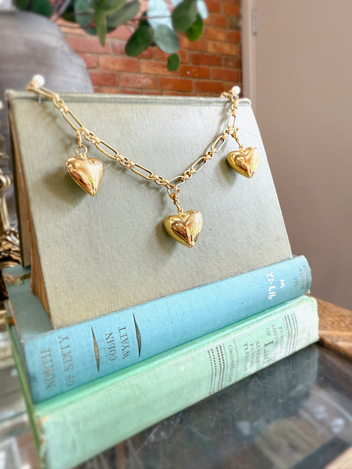 Queen Chain Necklace - Hen and Bear