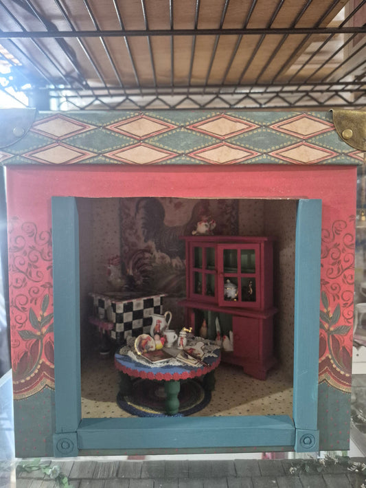 Rooster Themed Roombox *Fully Furnished*