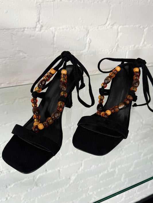 STRAPPY BEAD HEEL