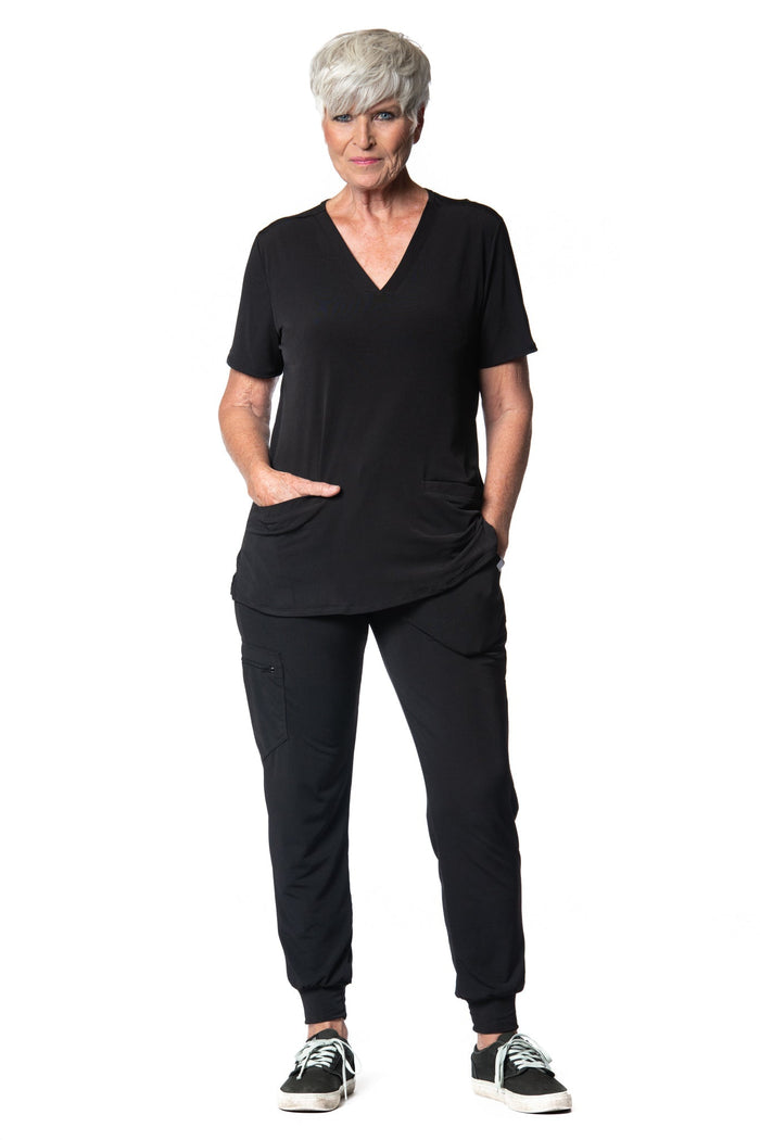 Black / Medium