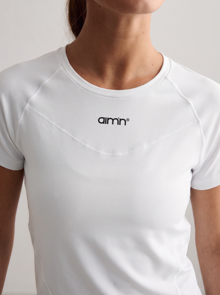 White Soft Basic Short Sleeve with aim'n logo [S - 174 cm]